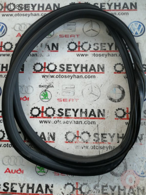8V5833721 audi a3 2020 sol arka kapı lastiği fitili