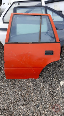 1993 model suzuki swift çıkma sol arka kapı