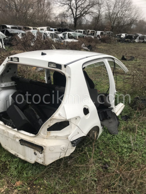 PEUGEOT 307 SAĞ ARKA KESME ÇAMURLUK ÇIKMA PARÇA