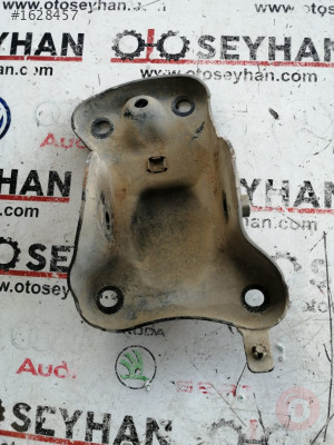 5Q0501476 skoda octavia arka dingil sağ şase bağlantı yuvası
