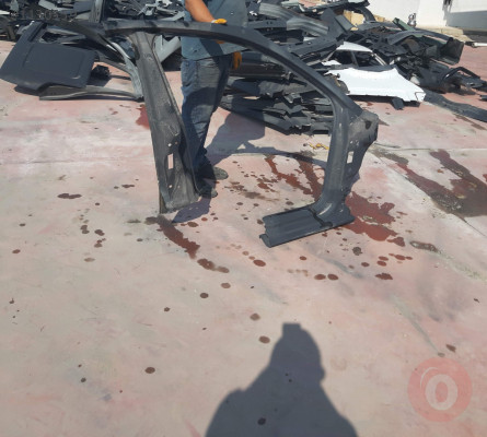 Seat ibiza  sağ yan duvar sacı  sefalılar oto cıkma