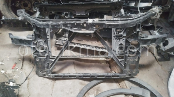 AUDİ Q7 ÖN PANEL VE TÜM ÇIKMA ORJİNAL PARÇALAR