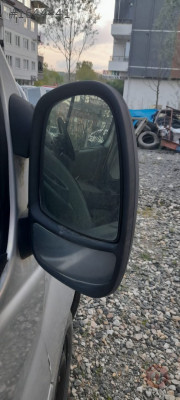 RENAULT TRAFİC SAĞ AYNA ORJİNAL ÇIKMA