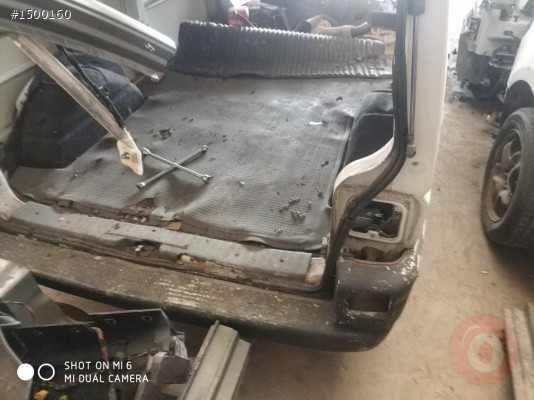 Volkswagen Transporter T4 sağ arka kesme yan duvar