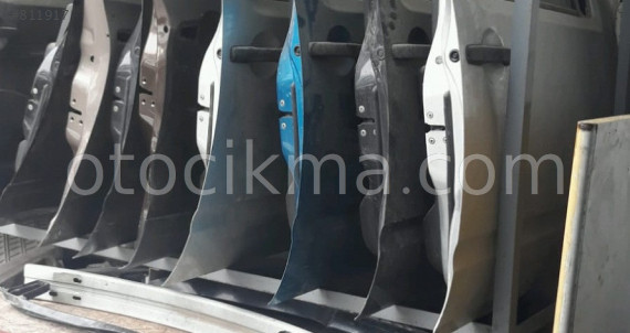 2006 NİSSAN ALMERA KOMPLE ÇIKMA SAĞ ÖN KAPI KİLİTLERİ.