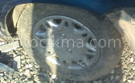 1997 model renault r19 1.4 çıkma takım çelik jant