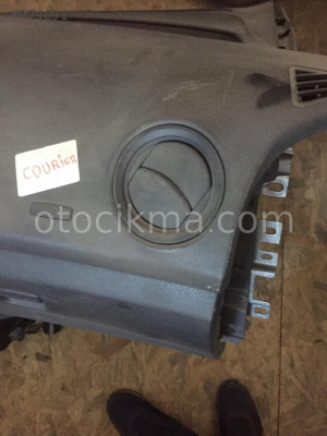 Ford Courier Sağ Üfleme Izgarası hatasız orjinal çıkma