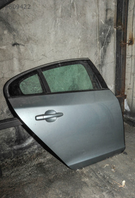 2012 MODEL VOLVO S60 ÇIKMA SAĞ ARKA KAPI.