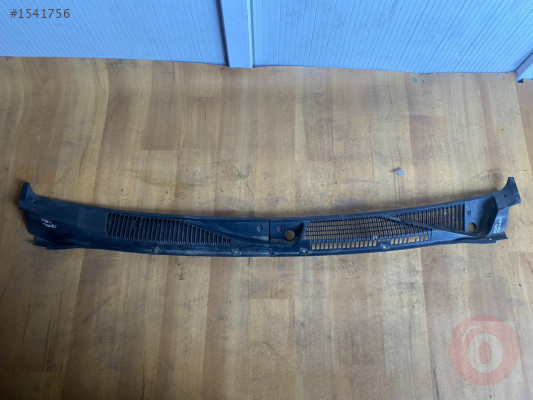 FORD CONNECT ÖN CAM IZGARA ELEĞİ ÇIKMA YEDEK PARÇA