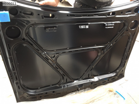 B4 PASSAT MOTOR ÖN  KAPUT 1993-94-95-96 SIFIR