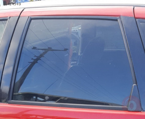 1998 model seat ibiza 2.0 gti çıkma sol arka kapı camı