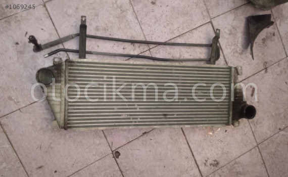 1995 2006 mercedes sprinter 308 cdi çıkma intercool radyatör