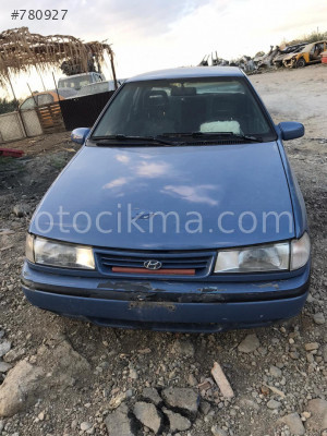 hyundai excel hatasız mavi renk kapılar kaput tavan bagaj