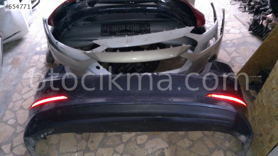 HYUNDAİ ELANTRA 2017 ARKA TAMPON DOLU ÇIKMA