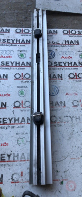7146026 bmw x5 e70 sağ bagaj ray