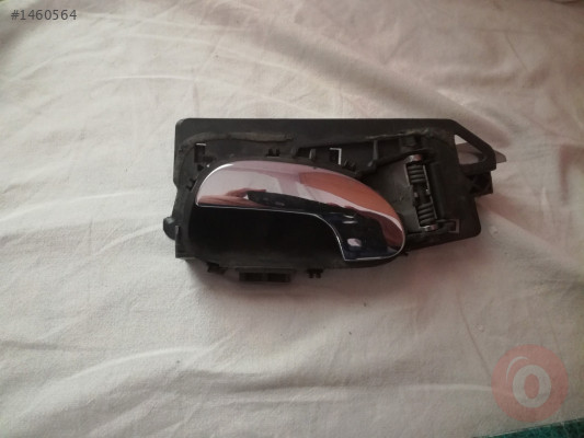 Peugeot 307 sol arka iç kapı kolu.