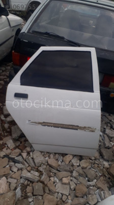 lada vega çıkma sağ arka dolu kapı