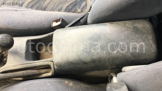 toyota carina orjinal çıkma orta konsol