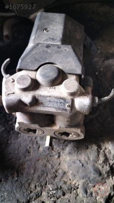 Mercedes 124 ABS beyni