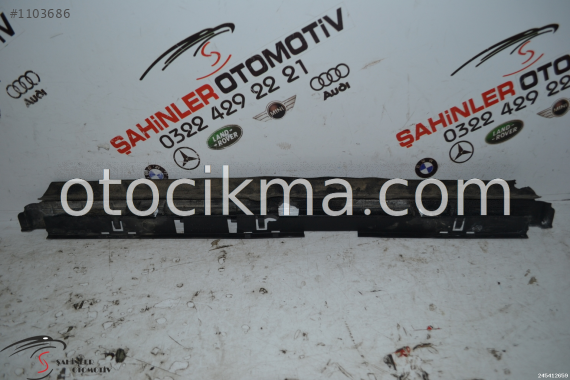 MERCEDES C SERİSİ A205 W205 ALT RADYATÖR BRAKETİ
