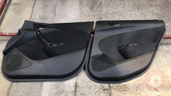 OPEL ASTRA J İNSİGNİA SAĞ ÖN ARKA KAPI DÖŞEMESİ VE TÜM ÇIKMA