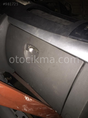 Renault Symbol Talya Torpido Kapağı hatasız orjinal çıkma