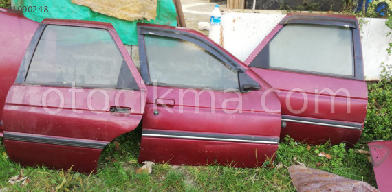 Ford eskort kapılar