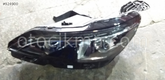 peugeot  3008 far sol  mercekli