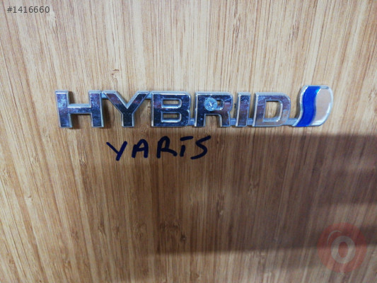 Toyota yaris çıkma çamurluk yazısı