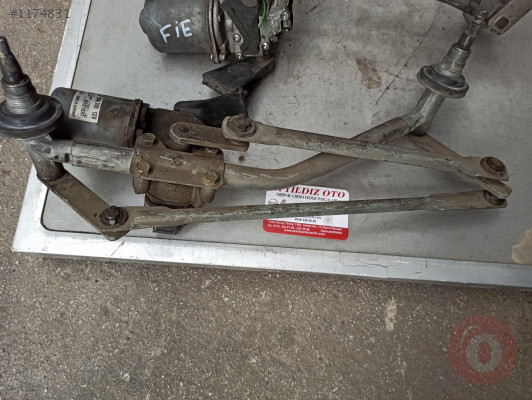 FORD FİESTA SİLGİ MEKANİZMASI KOLLARI