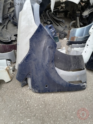 Ford Tourneo Courier Sağ Ön Çamurluk