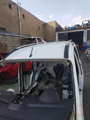 Ford couriyer çıkma tavan arka orjinal hatasız