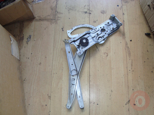 opel corsa b sağ ön cam krikosu elektrikli tipi 90481772