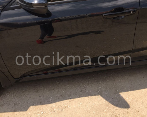 2018 HONDA CIVIC KOMPLE ORİJİNAL SOL YAN PANEL.