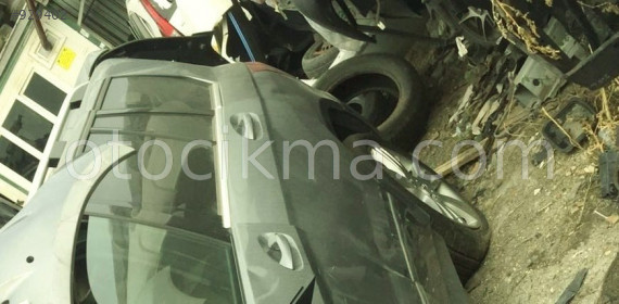 ÇIKMA 2014 MERCEDES GLK 220  SOL ARKA KAPI.