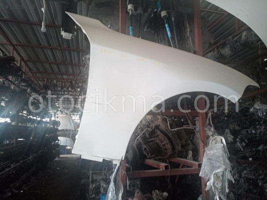 BMW 1.16 2014 MODEL AZ KUSURLU ÖN ÇAMURLUK