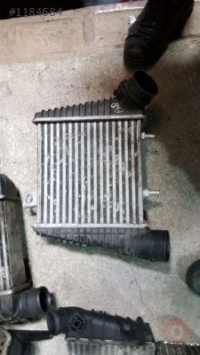 A8 TURBO RADYATÖRÜ AUDİ ORJİNAL ÇIKMA PARÇA