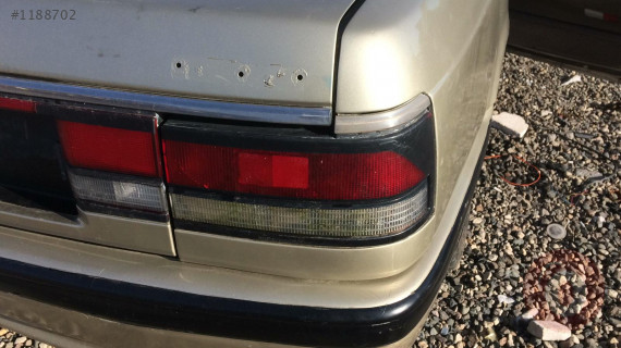 1992 model mazda 626 çıkma sağ stop lambası