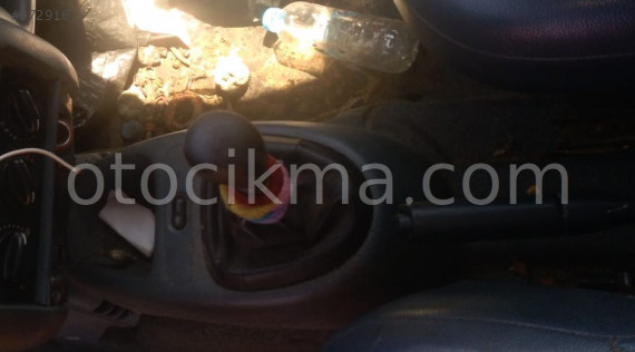 2003 model renault kangoo 1.9 çıkma vites konsolu