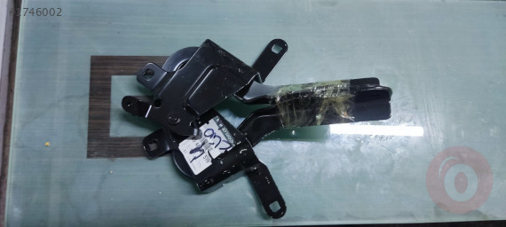 Renault Clio 4 motor kaput menteşesi sağ sol orijinal