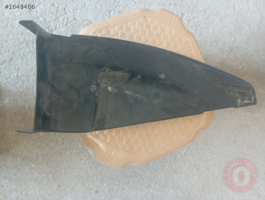 WW PASSAT B 6.İÇ DİREK KAPAĞI.3C1 815 159 C