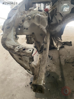BMW F10 520 525 530 SAĞ SOL ÖN PODYA KESME