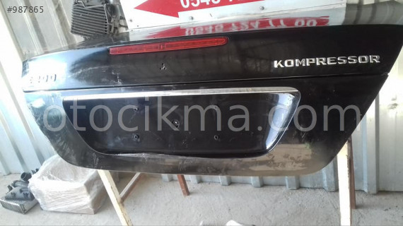 Mercedes E.200 2011 MODEL ARKA BAGAJ kapağı dolu hasarlı or