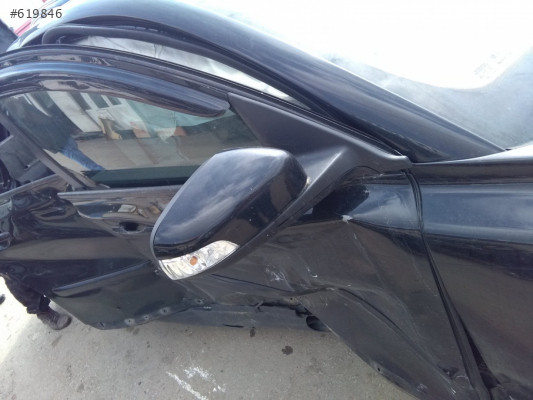 2007 VOLVO S40 ORJİNAL SAĞ DİKİZ.