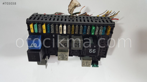 357 937 039 SEAT ALHAMBRA  SİGORTA KUTUSU ORJİNAL SÖKME