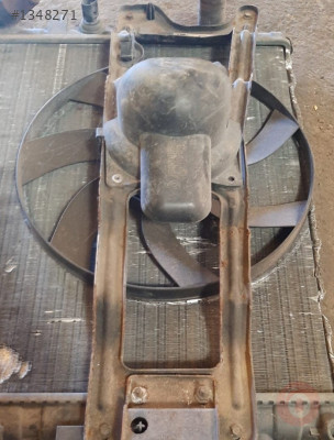 renault scenic 1 çıkma radyatör fanı