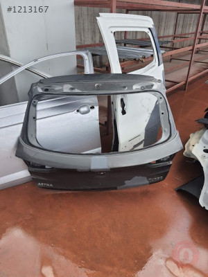 OPEL ASTRA K ARKA BAGAJ SEFALILAR OTO CIKMA