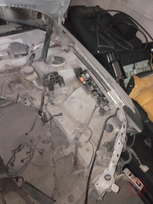 Toyota Avensis Sol Ön Çeyrek Podye 2003-2008