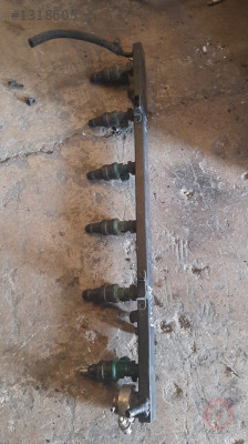 bmw e34 çıkma benzin enjektörleri