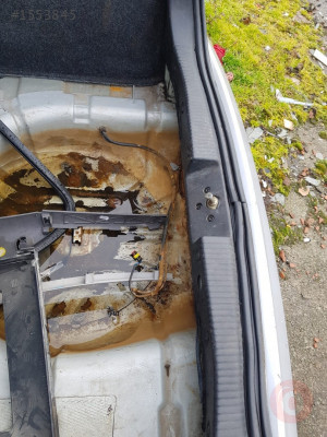 Ford Focus MK1 Bagaj Marşbiyel Plastik Hatasız Orjinal Çıkma